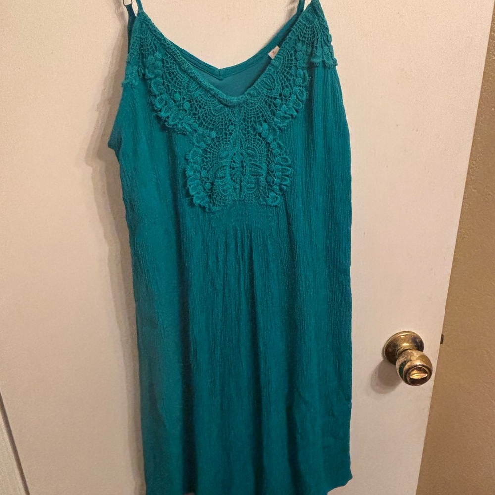 Teal Sleeveless Dress with Lace Detail L